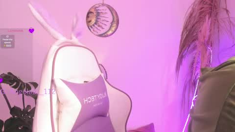 Angel online show from February 13, 3:46 pm