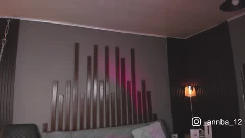 annie_barozzi online show from September 11, 3:34 pm