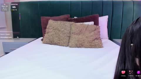 ANNIE  online show from November 7, 6:24 pm