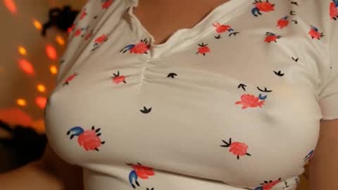 Snapshot of anny_dee chatting on October 24, 4:19 am Anny online show from October 24, 4:19 am