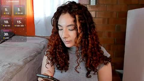 Anny  IG online show from December 5, 9:06 pm