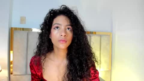 Snapshot of antonellahall_ chatting on September 20, 12:47 pm AntonellaHall  online show from September 20, 12:47 pm