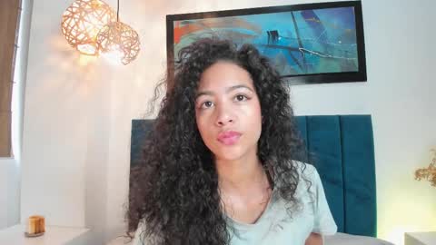 Snapshot of antonellahall_ chatting on September 27, 12:12 pm AntonellaHall  online show from September 27, 12:12 pm