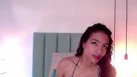 Snapshot of antonellahall_ chatting on January 15, 11:43 am AntonellaHall  online show from January 15, 11:43 am