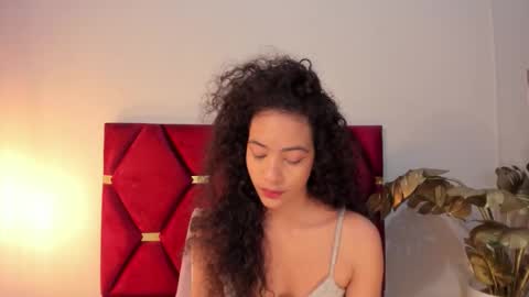 Snapshot of antonellahall_ chatting on October 21, 12:09 pm AntonellaHall  online show from October 21, 12:09 pm