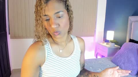 Snapshot of antonellaparker chatting on December 12, 10:02 am Sarah online show from December 12, 10:02 am