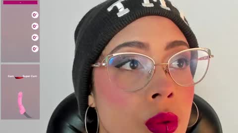 A N T O N E L L E  online show from February 28, 11:25 am