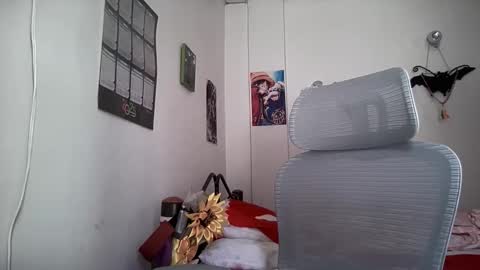 Antonia online show from January 7, 6:11 pm