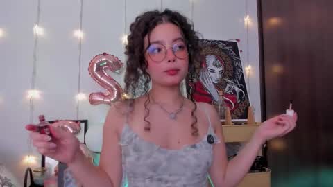 Antonia online show from December 22, 3:53 am