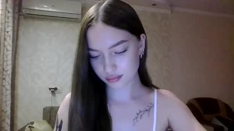 Snapshot of antonina25440 chatting on September 20, 5:44 pm antonina25440 online show from September 20, 5:44 pm