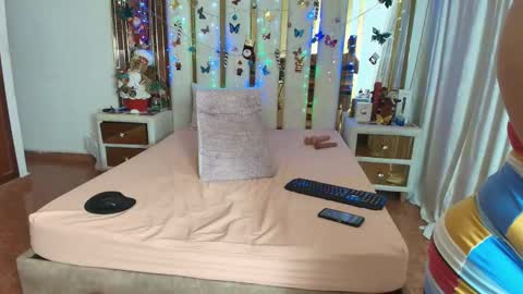 Anyela  online show from December 21, 4:28 am