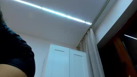 Anyssia  online show from January 17, 6:59 pm