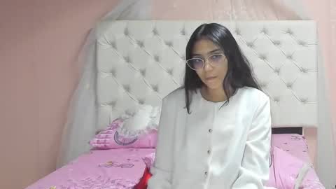 Aome Rainbow online show from November 22, 7:00 am