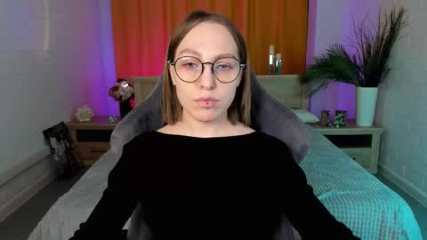 APHEX QUEEN online show from February 9, 5:01 pm