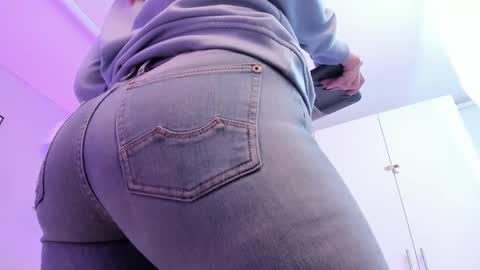 April online show from February 5, 11:55 am