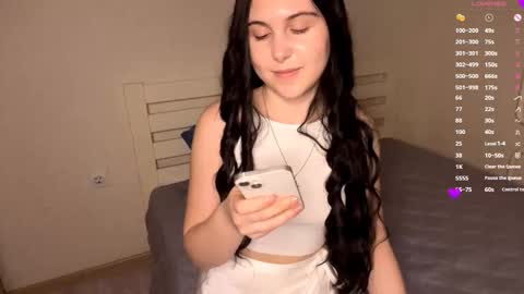 Emi online show from January 18, 4:47 pm