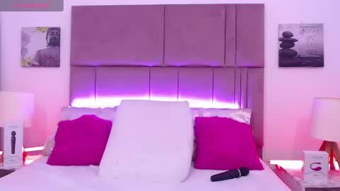 Ahri James online show from January 23, 4:49 pm