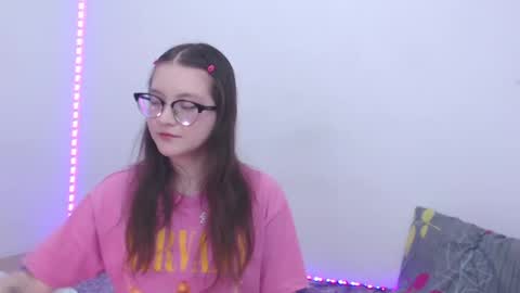 Ahri James online show from September 18, 11:14 pm