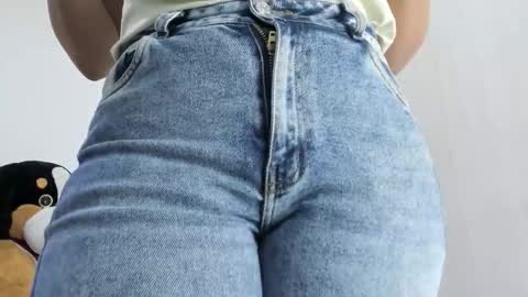 ariacoral online show from January 13, 2:21 pm