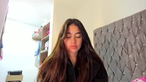 Snapshot of ariamontgomeryyy chatting on January 11, 7:17 am Aria Montgomery online show from January 11, 7:17 am