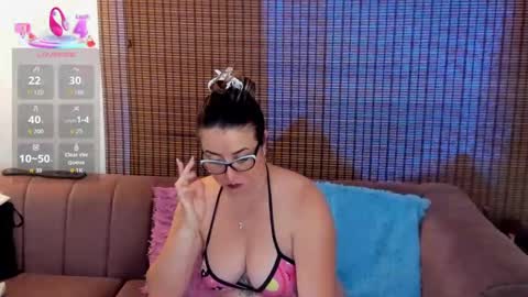 Ariana Cruz online show from September 25, 5:01 pm