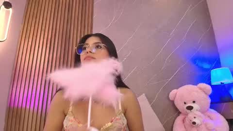 Ariana online show from March 2, 12:23 pm