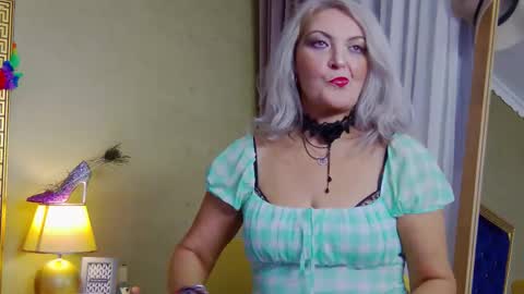 Ariana Lane online show from November 3, 8:13 pm