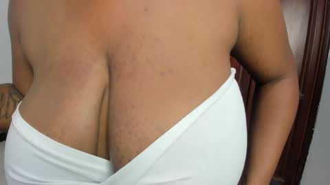 Andrea online show from October 4, 12:05 am