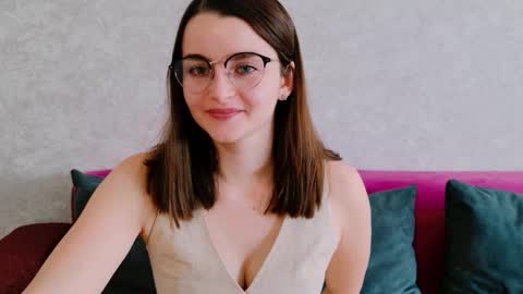 arielstonks_lovee online show from December 4, 6:26 am