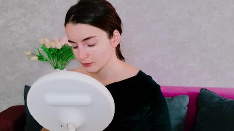 arielstonks_lovee online show from October 6, 3:45 am