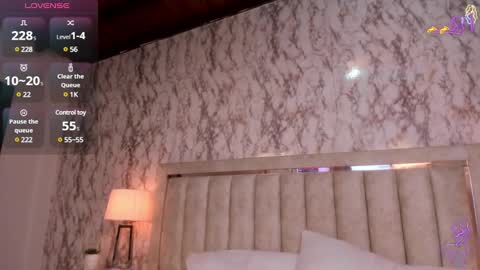 Ari Vega online show from December 5, 7:05 am