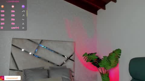 Aria online show from September 18, 10:58 am