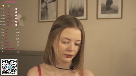 Nina online show from December 4, 4:38 pm