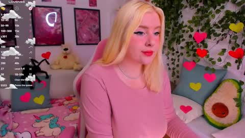 art_lovee_ online show from March 1, 2:11 am