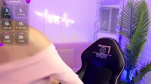 artemiss_tay online show from September 30, 7:41 pm