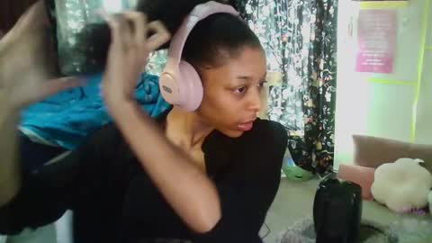 Ashle online show from January 25, 5:26 pm