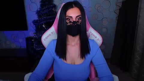   Yasmina   online show from January 7, 5:00 am