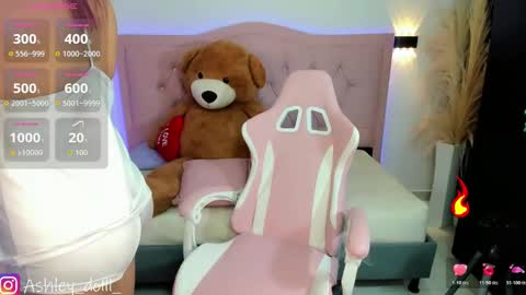 Ashley online show from December 17, 9:19 pm