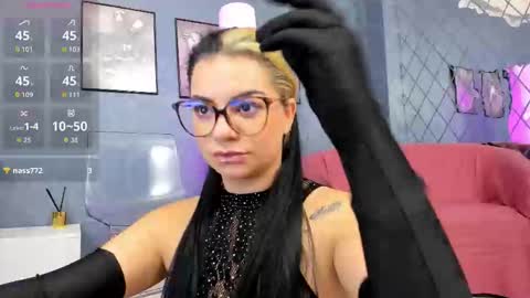 Snapshot of ashleybrook13 chatting on October 23, 7:09 pm Ashley Brook online show from October 23, 7:09 pm