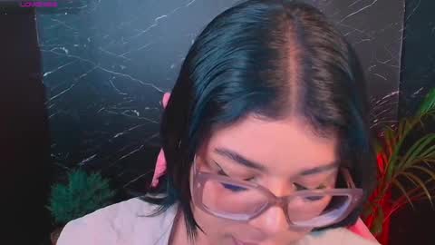 Snapshot of ashleyy18__ chatting on October 10, 1:32 am Ashleyy18   online show from October 10, 1:32 am