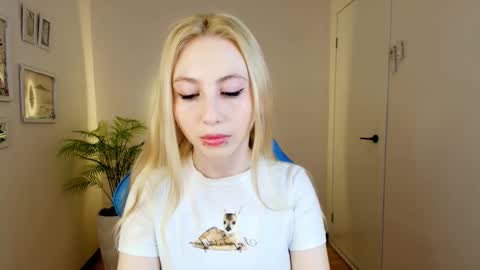 Victoria  online show from February 19, 8:36 am