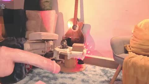 Snapshot of ashlynnlowe_ chatting on September 23, 7:56 pm Ash  online show from September 23, 7:56 pm