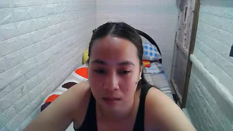 Snapshot of asian_sexydimples chatting on October 23, 3:01 am Trixie online show from October 23, 3:01 am