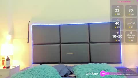  Aslhyn  online show from September 9, 7:02 pm