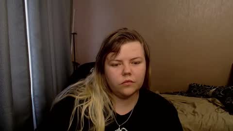 AsmiTKeyn online show from October 10, 9:14 am