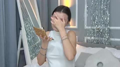 Aster Quinn online show from December 22, 3:59 pm