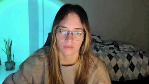 atenas online show from November 19, 9:42 am