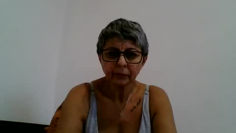 atikaarea online show from December 8, 12:52 pm