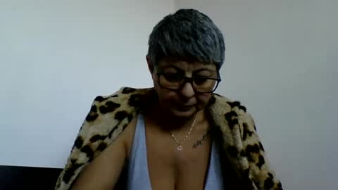 atikaarea online show from January 2, 10:05 am