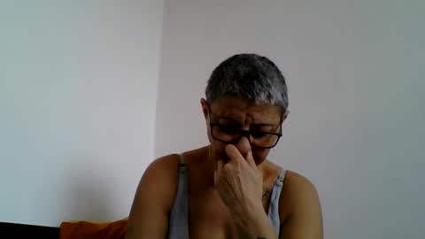 atikaarea online show from February 4, 10:10 am